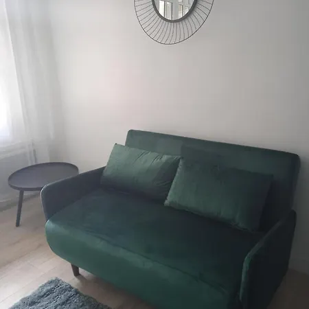 Plein Centre Face Au Lac, Cave Velo